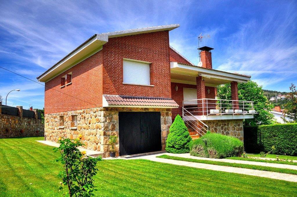 Casa Bellavista Becerril Villa Becerril de la Sierra Exterior photo