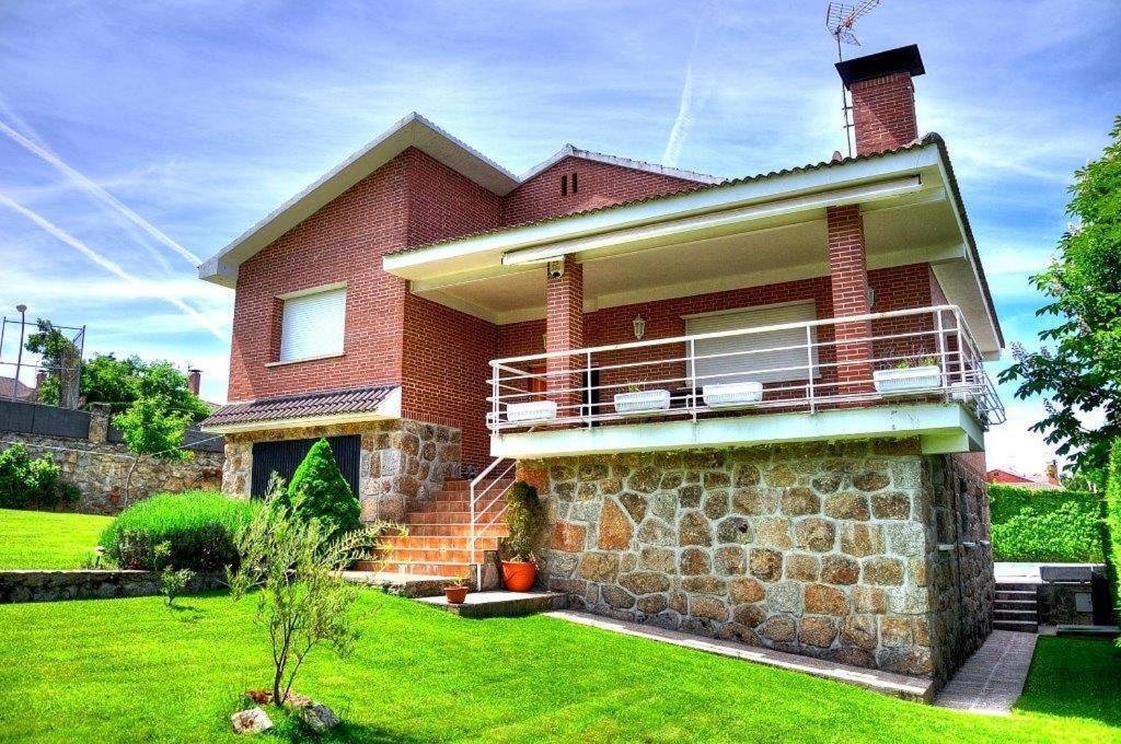 Casa Bellavista Becerril Villa Becerril de la Sierra Exterior photo